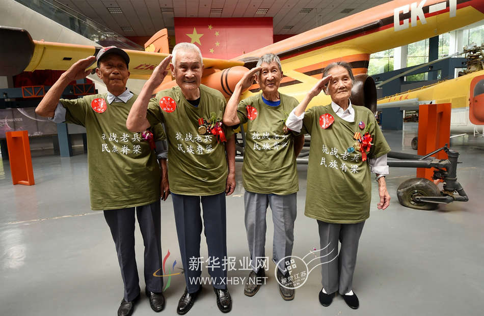 点击浏览下一张>>